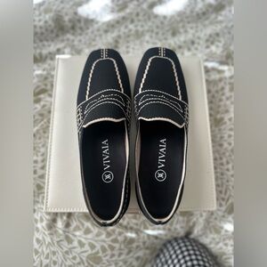 Vivaia Sierra Patterned Loafers in black Size 38 US 7-7.5